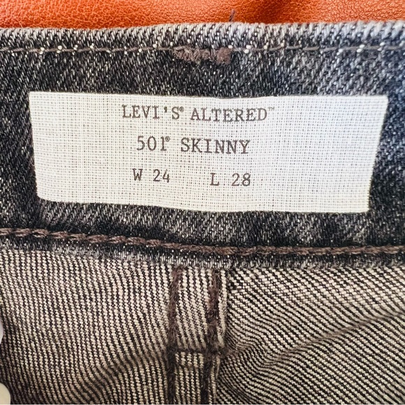 Levi’s 501 Skinny Altered Jeans - Picture 10 of 10
